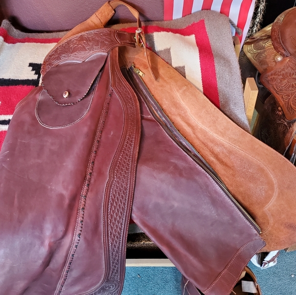 Marc Oliver Custom Batwing Chaps - Picture 3 of 7